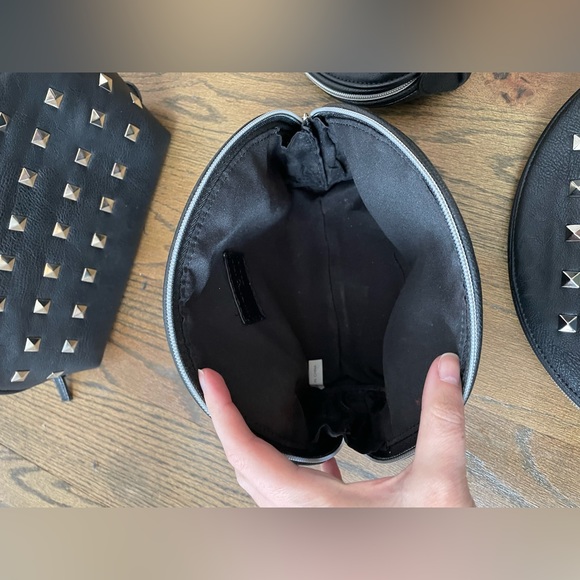 Wyatt Set of 4 Travel Pouches Faux Leather Silver Studs - Picture 9 of 13